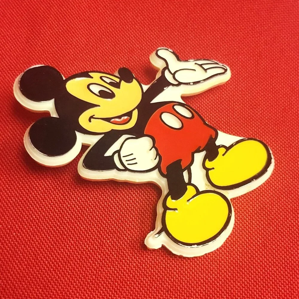 Vintage Disney Plastic Mickey Mouse Pin